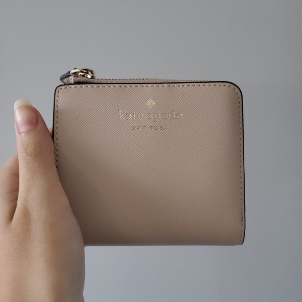 Kate Spade Bifold Pink Wallet
